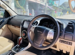 รถมือสอง ISUZU MU-X ปี 2017 สีขาว