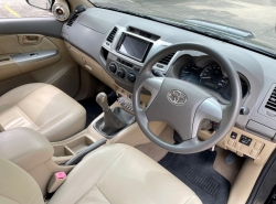 รถมือสอง TOYOTA HILUX VIGO ปี 2012 สีดำ