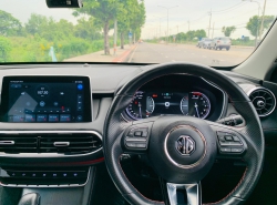 รถมือสอง MG ZS ปี 2020 สีแดง