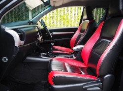 รถมือสอง TOYOTA HILUX REVO ปี 2018 สีดำ