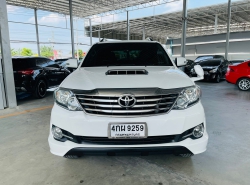 รถมือสอง TOYOTA FORTUNER ปี 2015 สีขาว