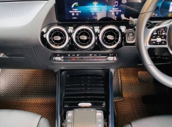 รถมือสอง MERCEDES-BENZ GLA-CLASS GLA200 ปี 2021 สีดำ