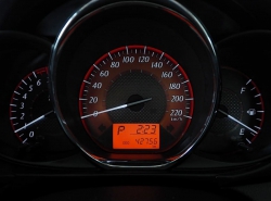 รถมือสอง TOYOTA YARIS ปี 2015 สีดำ