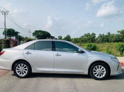 รถมือสอง TOYOTA CAMRY ปี 2017 สีเทา