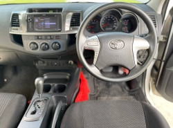 รถมือสอง TOYOTA HILUX VIGO ปี 2013 สีขาว