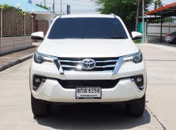 รถมือสอง TOYOTA FORTUNER ปี 2018 สีขาว