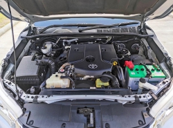 รถมือสอง TOYOTA HILUX REVO ปี 2017 สีบรอนซ์