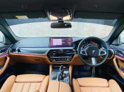 รถมือสอง BMW 5 SERIES 520D ปี 2021 สีขาว