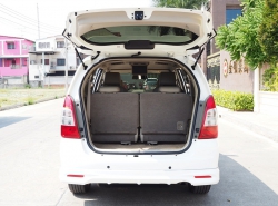 รถมือสอง TOYOTA INNOVA ปี 2012 สีขาว