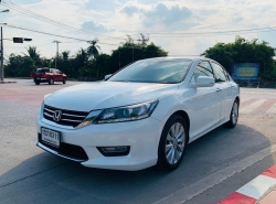 รถมือสอง HONDA ACCORD ปี 2013 สีขาว
