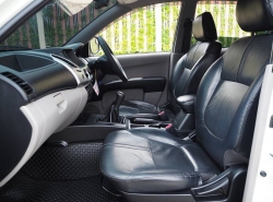 รถมือสอง MITSUBISHI TRITON ปี 2012 สีขาว