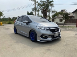 รถมือสอง HONDA JAZZ ปี 2019 สีเทา