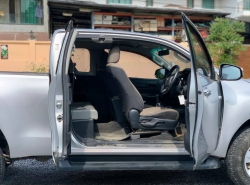 รถมือสอง TOYOTA HILUX REVO ปี 2016 สีเทา