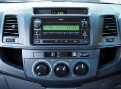 รถมือสอง TOYOTA HILUX VIGO ปี 2013 สีขาว