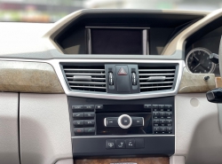 รถมือสอง MERCEDES-BENZ E-CLASS E200 CGI ปี 2011 สีเทา