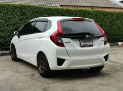 รถมือสอง HONDA JAZZ ปี 2017 สีขาว