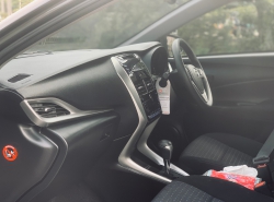 รถมือสอง TOYOTA YARIS ปี 2019 สีเทา