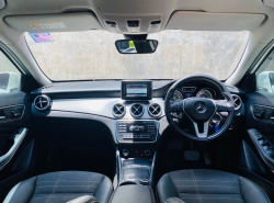 รถมือสอง MERCEDES-BENZ GLA-CLASS GLA200 ปี 2015 สีขาว