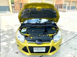 รถมือสอง FORD FOCUS ปี 2013  สีเหลือง
