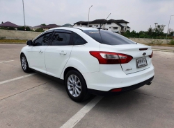 รถมือสอง FORD FOCUS ปี 2015 สีขาว