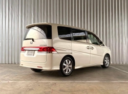 รถมือสอง HONDA STEPWGN ปี 2009 สีขาว