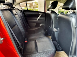 รถมือสอง MAZDA 3 ปี 2015 สีแดง