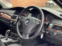 รถมือสอง BMW 5 SERIES 525I ปี 2009 สีดำ