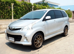 TOYOTA AVANZA ปี 2012