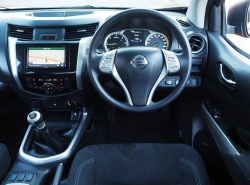 รถมือสอง NISSAN FRONTIER NAVARA ปี 2014 สีส้ม