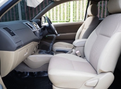 รถมือสอง TOYOTA HILUX VIGO ปี 2011 สีเทา