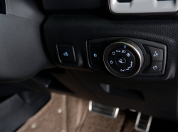 รถมือสอง FORD RANGER ปี 2019 สีดำ