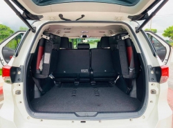 รถมือสอง TOYOTA FORTUNER ปี 2019 สีขาว