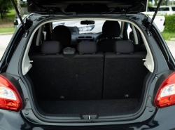 รถมือสอง MITSUBISHI MIRAGE ปี 2017 สีดำ