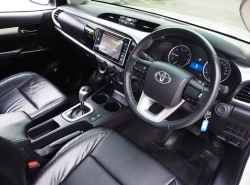 รถมือสอง TOYOTA HILUX REVO ปี 2019 สีขาว