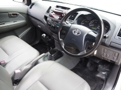 รถมือสอง TOYOTA HILUX VIGO ปี 2014 สีขาว