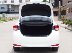 รถมือสอง TOYOTA YARIS ปี 2017 สีขาว