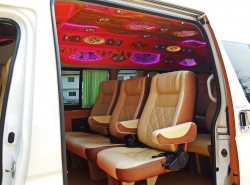 รถมือสอง TOYOTA HIACE ปี 2011 สีขาว