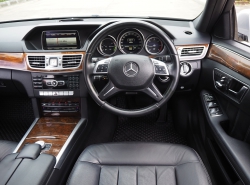รถมือสอง MERCEDES-BENZ E-CLASS E300 ปี 2014 สีเทา