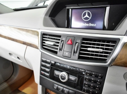 รถมือสอง MERCEDES-BENZ E-CLASS E200 CGI ปี 2010 สีดำ