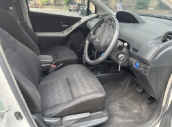 รถมือสอง TOYOTA YARIS ปี 2010 สีขาว