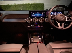 รถมือสอง MERCEDES-BENZ GLA-CLASS GLA250 ปี 2020 สีบรอนซ์