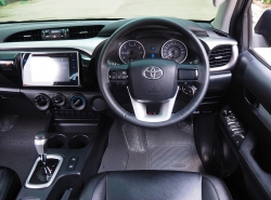รถมือสอง TOYOTA HILUX REVO ปี 2017 สีดำ