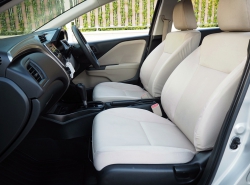 รถมือสอง HONDA CITY ปี 2014 สีบรอนซ์