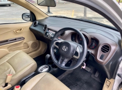 รถมือสอง HONDA BRIO ปี 2013 สีบรอนซ์