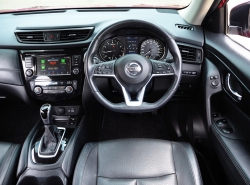 รถมือสอง NISSAN X-TRAIL ปี 2019 สีแดง