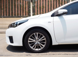 รถมือสอง TOYOTA COROLLA ALTIS ปี 2014 สีขาว