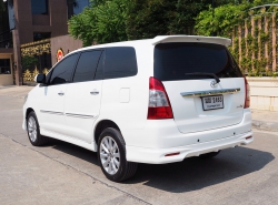 รถมือสอง TOYOTA INNOVA ปี 2012 สีขาว