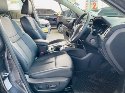 รถมือสอง NISSAN X-TRAIL ปี 2018 สีเทา