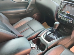 รถมือสอง NISSAN X-TRAIL ปี 2015 สีขาว