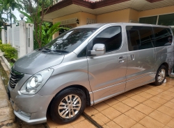 รถมือสอง HYUNDAI H-1 ปี 2015 สีเทา